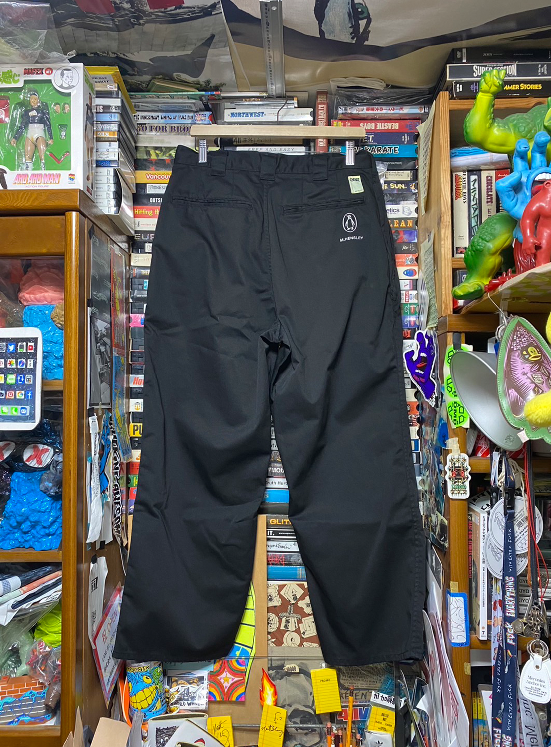 Back view of black pants from the Flying Elephant collection, embodying the legacy of 1990s skate icon Matt Hensley.