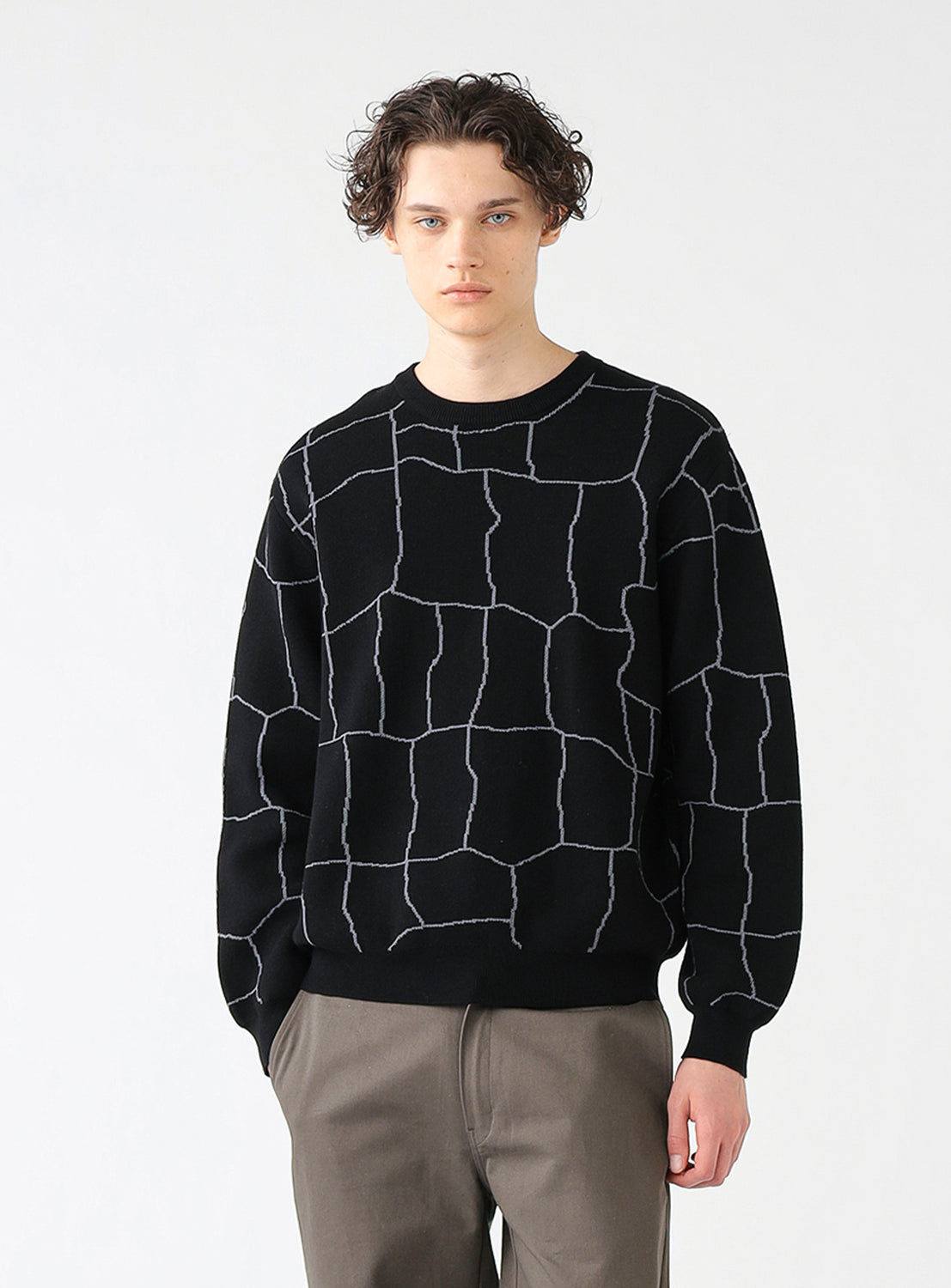 12 Gauge Spider Web Crew Knit