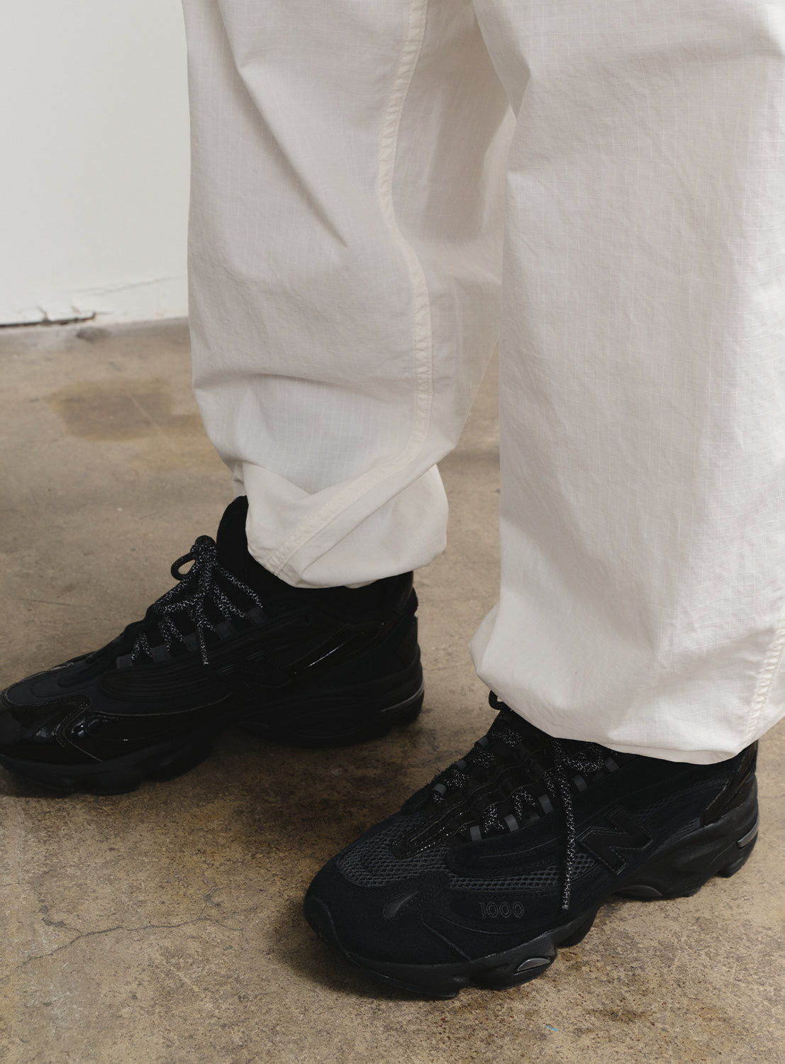 Close up of white pants.