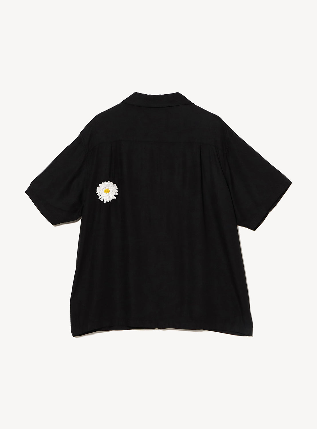 Flower Embroidery Open Collar Short Sleeve Shirt