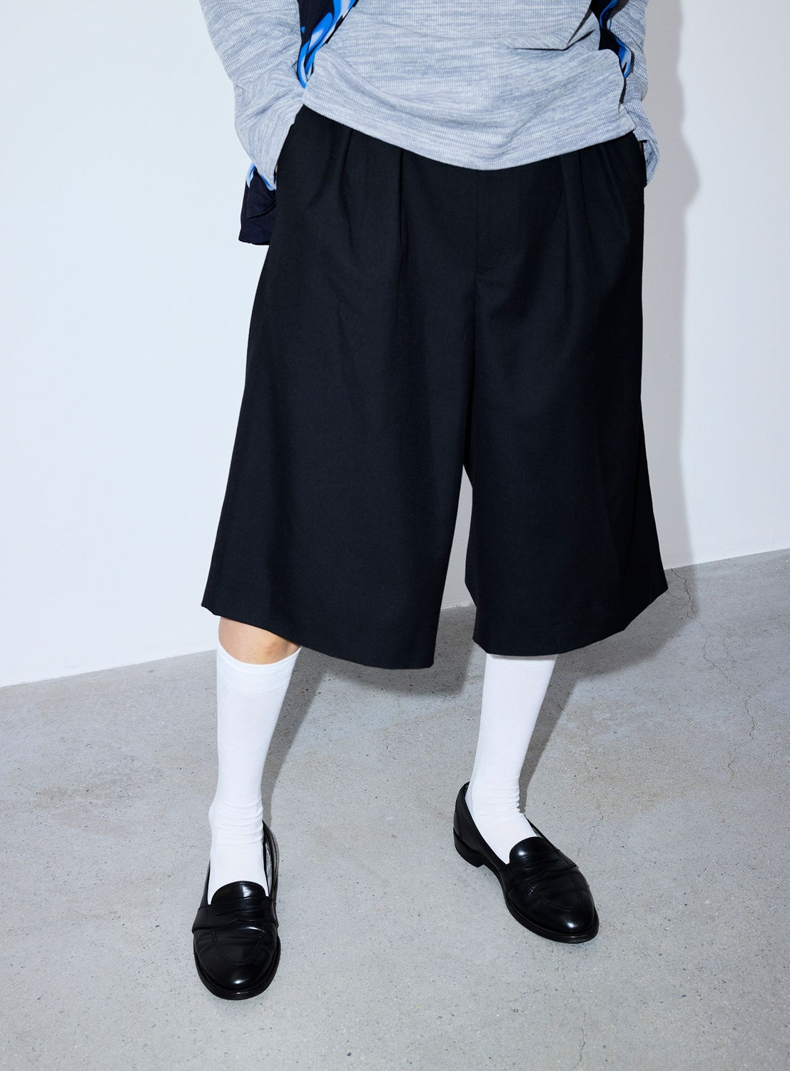 Wide Short Slacks