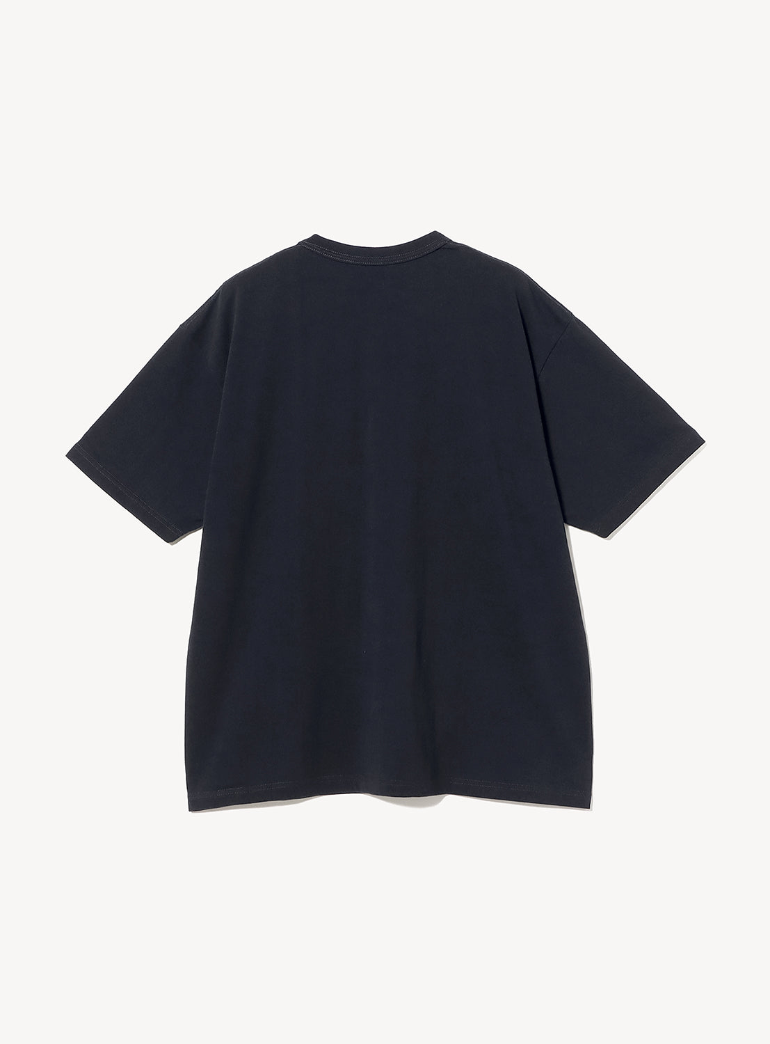 A plain black short-sleeve BEAMS T Tyrrell Winston - W Logo T-Shirt is displayed on a white background, shown from the back. Crafted from heavyweight US cotton, the shirt features a relaxed fit and a classic crew neckline.