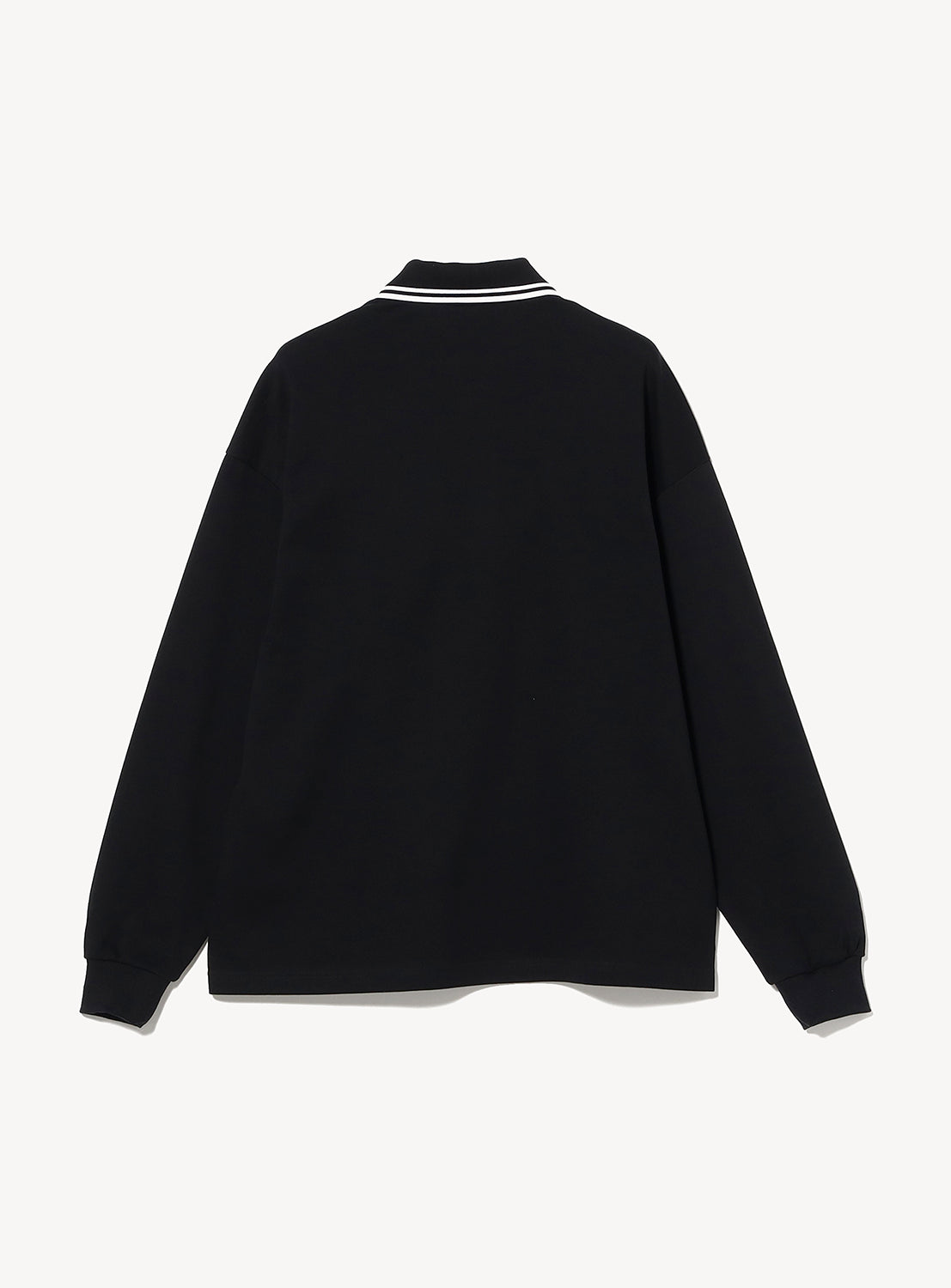 Back view of a black [Exclusive] BEAMS x Fred Perry Pique Long Sleeve Polo Shirt with a white tipped collar and a boxy silhouette.