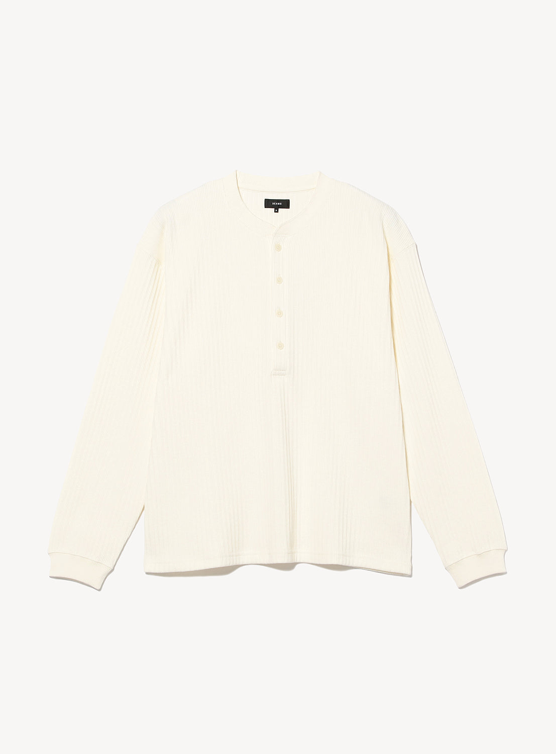 Off-white Henley Neck Long-Sleeve T-shirt by BEAMS featuring a buttoned neckline.