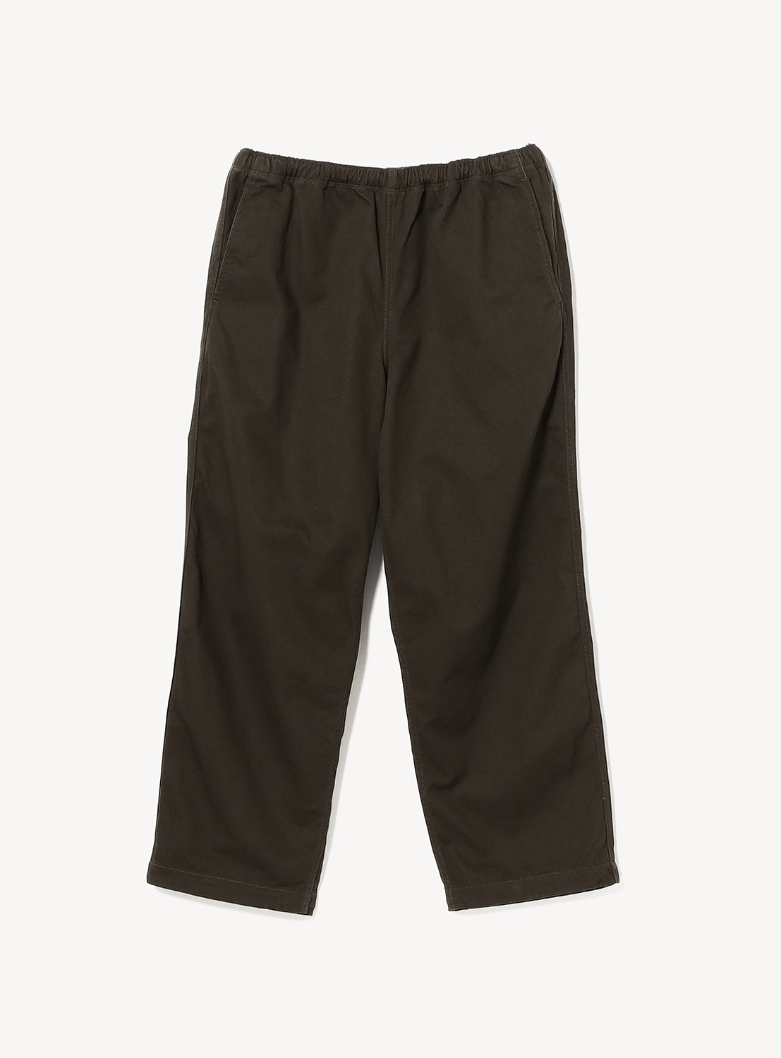 BEAMS Basic Twill Easy Pants in dark brown, featuring a casual cotton twill fabric, elastic waistband, straight leg silhouette, and a pocketless design, laid flat on a white background for a relaxed fit.