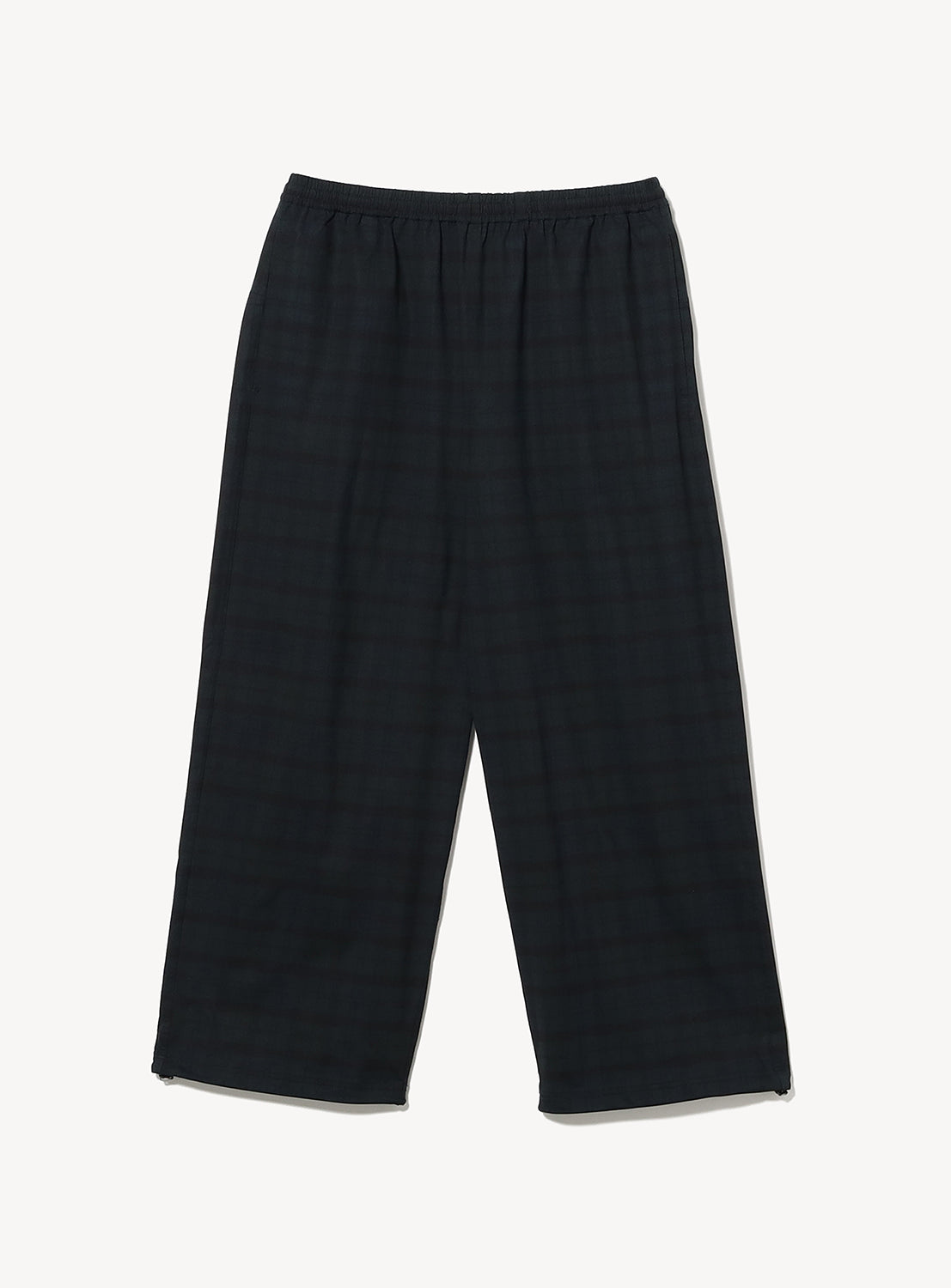 Wide straight fit Dynamic Dry Easy Pants by BEAMS, featuring a loose silhouette and elastic waistband, crafted from dark, subtly plaid fabric and displayed flat against a white background.