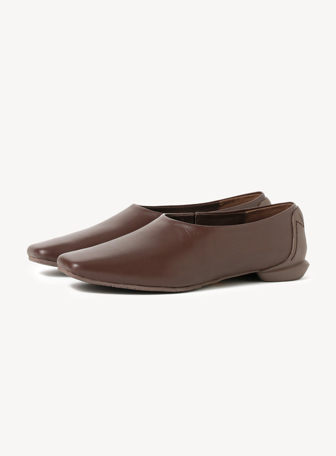 Shisei Tight Square Slip On