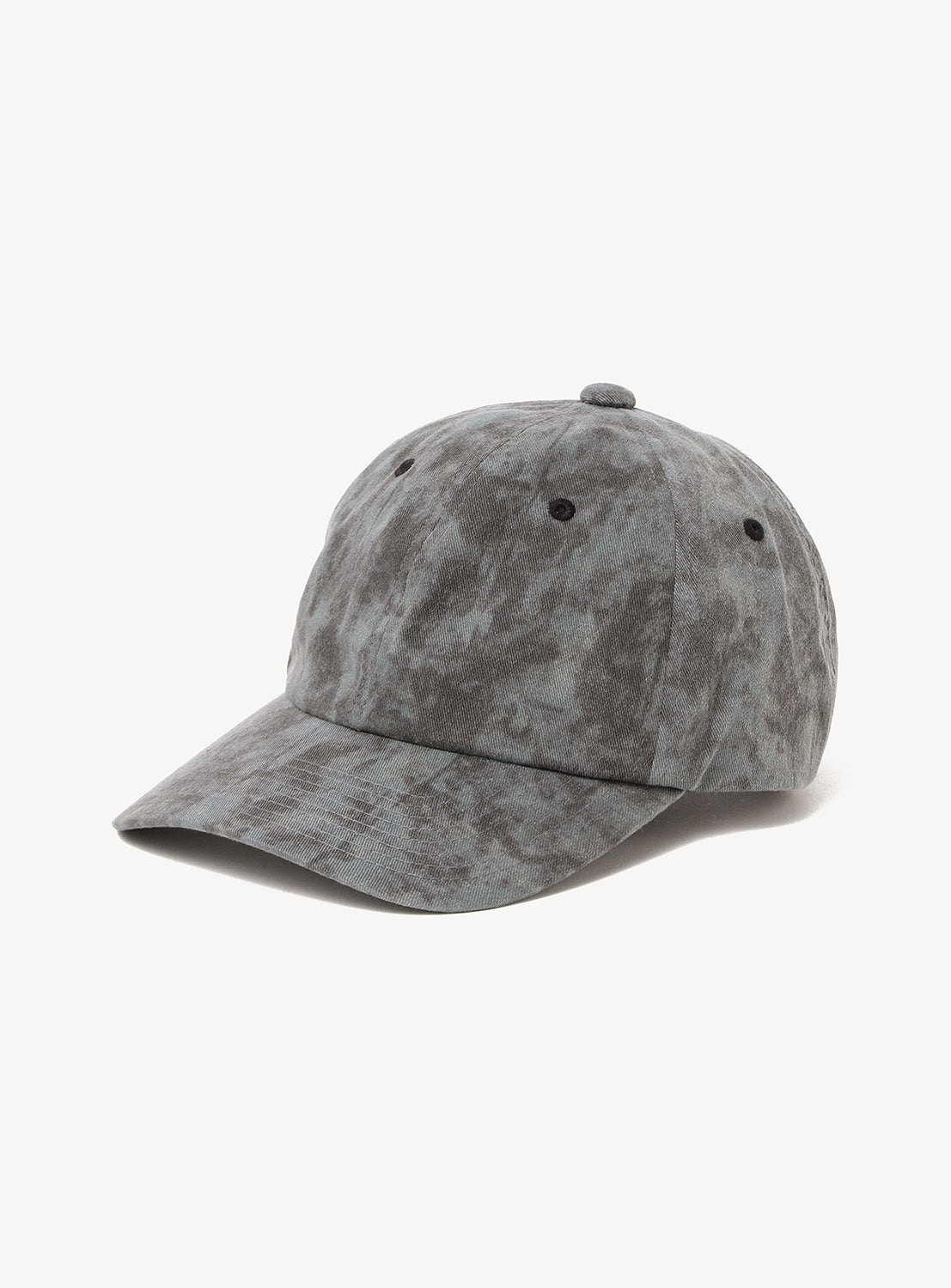 The BEAMS Tie-Dye 6-Panel Cap features a subtle gray tie-dye design in a muted color palette. Showcasing a classic six-panel construction, curved brim, and top button detail, this cap offers an adjustable fit for comfort and versatility—all presented on a plain white background.