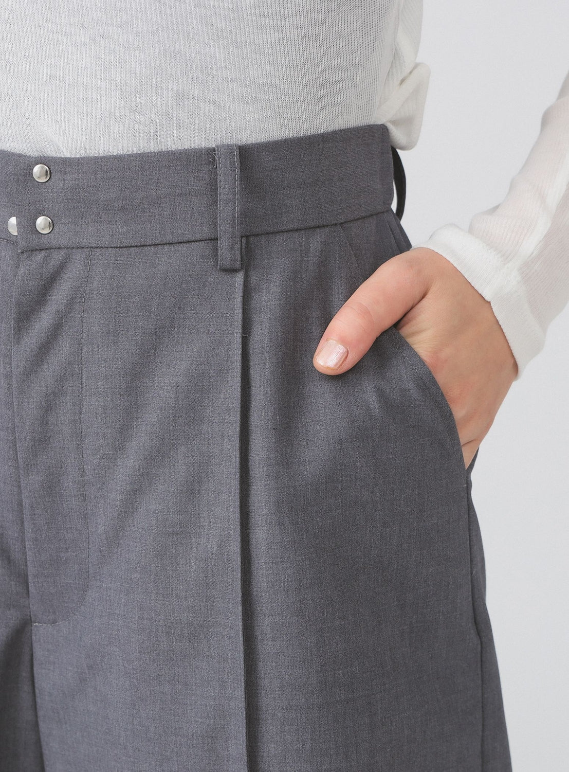 Half Layered Wide-Leg Trousers