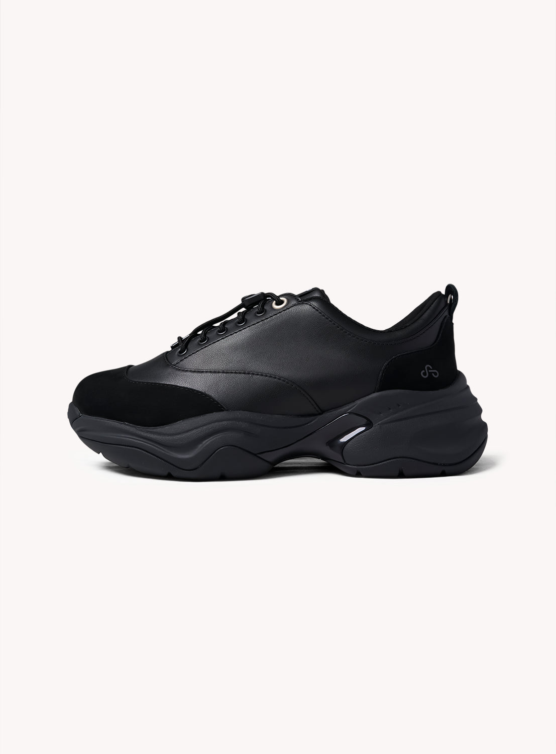 Auth Sneaker