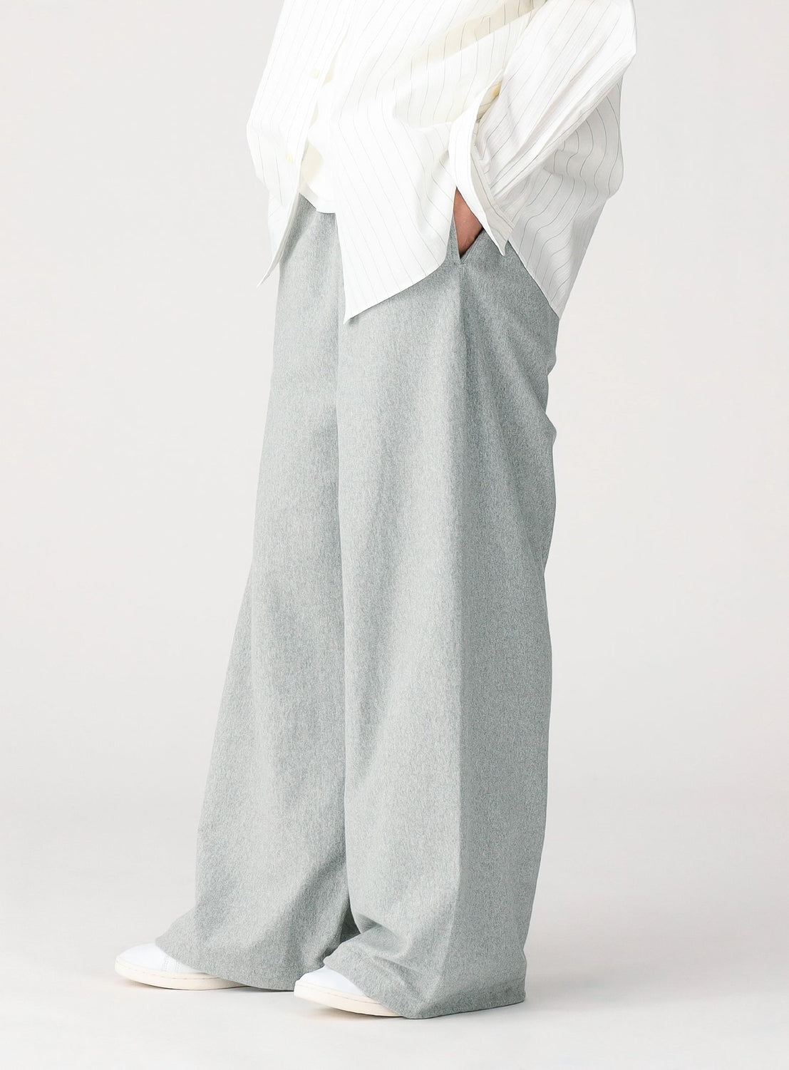 [Exclusive] Reverse Weave® Wide-Leg Trousers