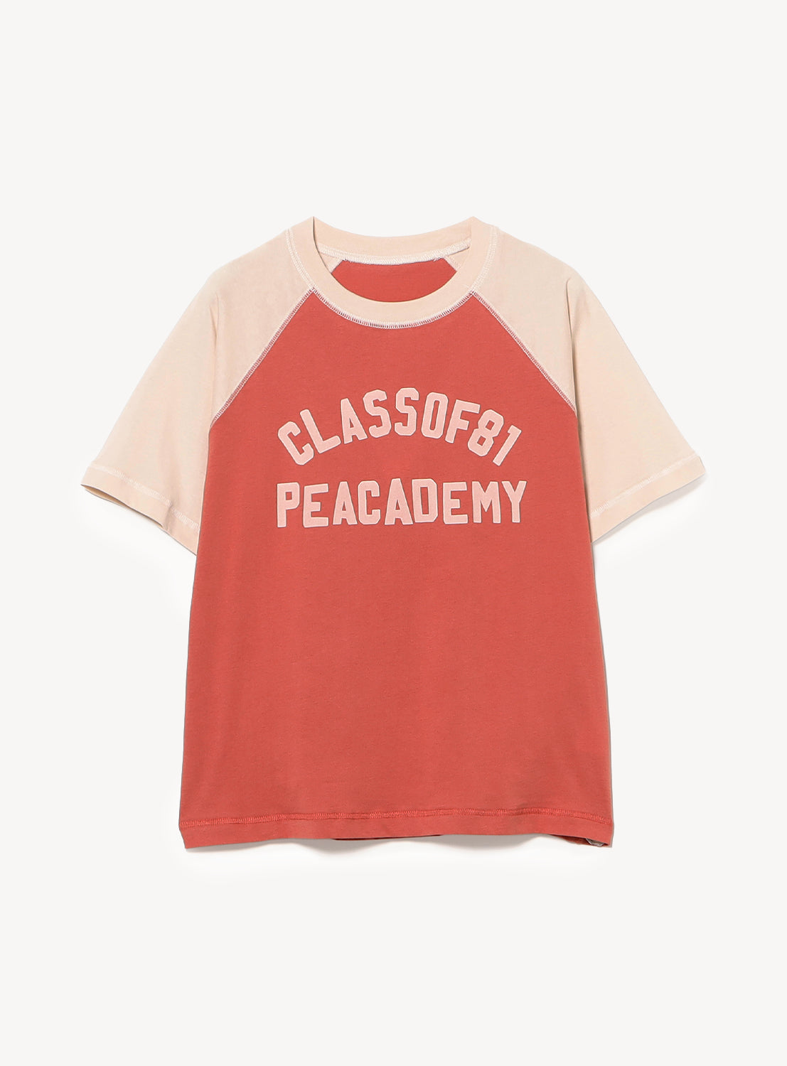 The BEAMS BOY Two-Tone Vintage Raglan T-shirt features short cream sleeves and a red body, finished with "CLASS OF 81 PEACADEMY" in bold white lettering on the front for a timeless collegiate look.