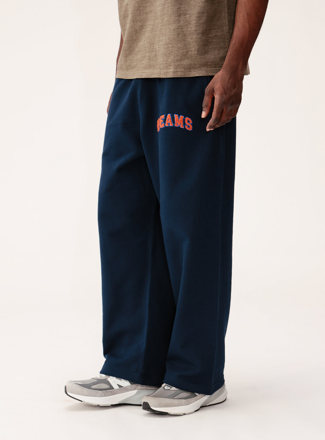 BEAMS Logo Heavyweight Sweatpants