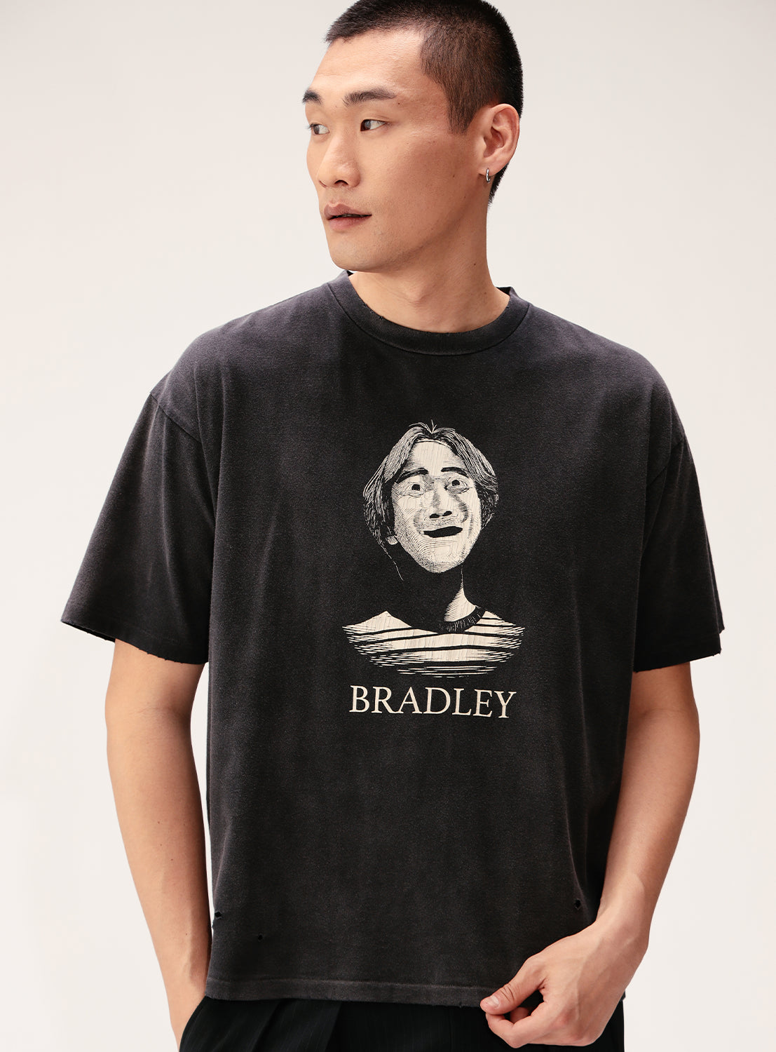 Basic Fit Portrait T-Shirt