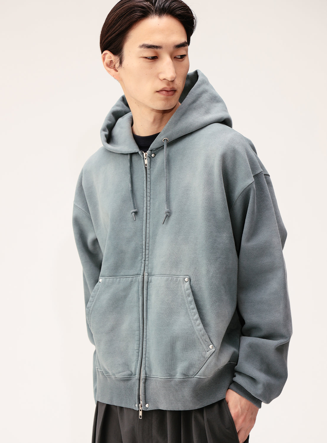Faded Rivet Full-Zip Wide Short Fit Hoodie