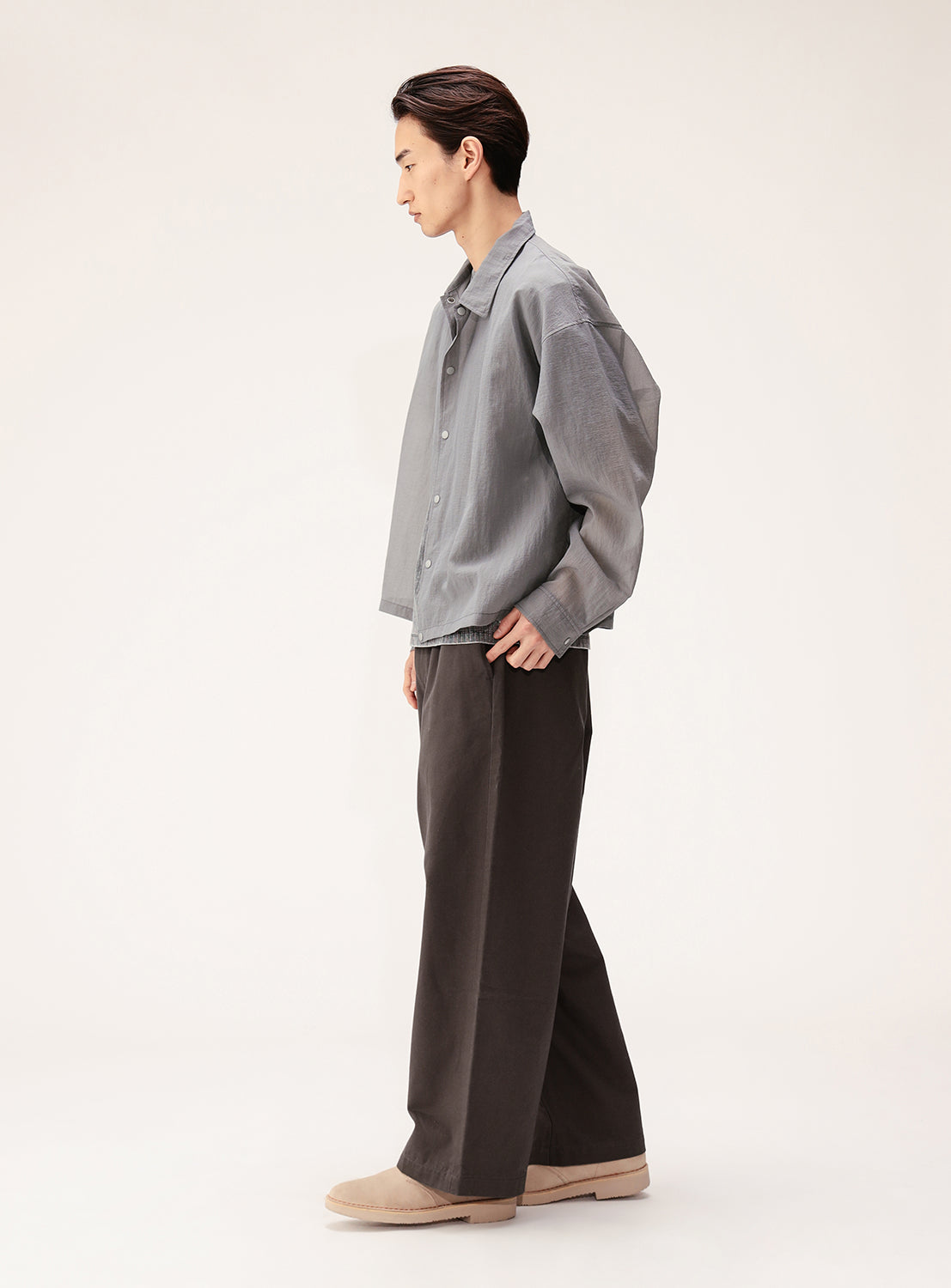 Lightweight Sheer Wide Short Coach Shirt