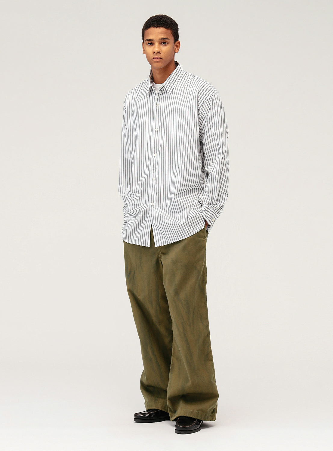Distressed Wide Easy Pants
