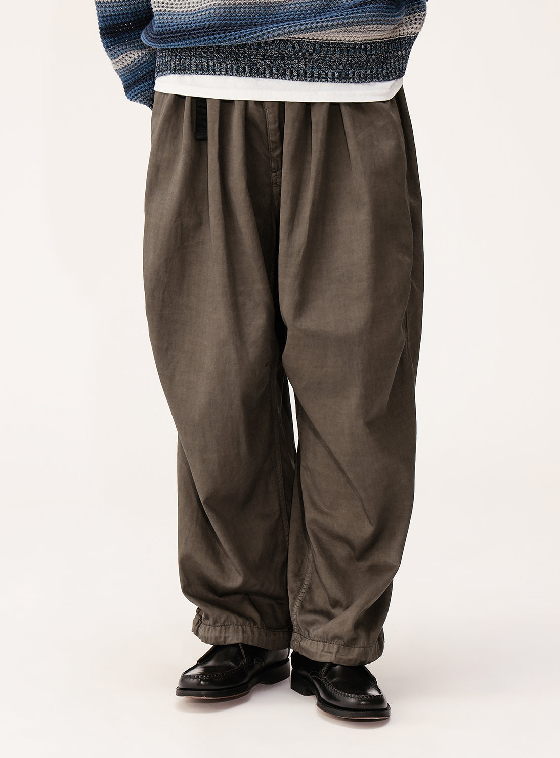 Wide Straight Fit Faded Balloon Pants