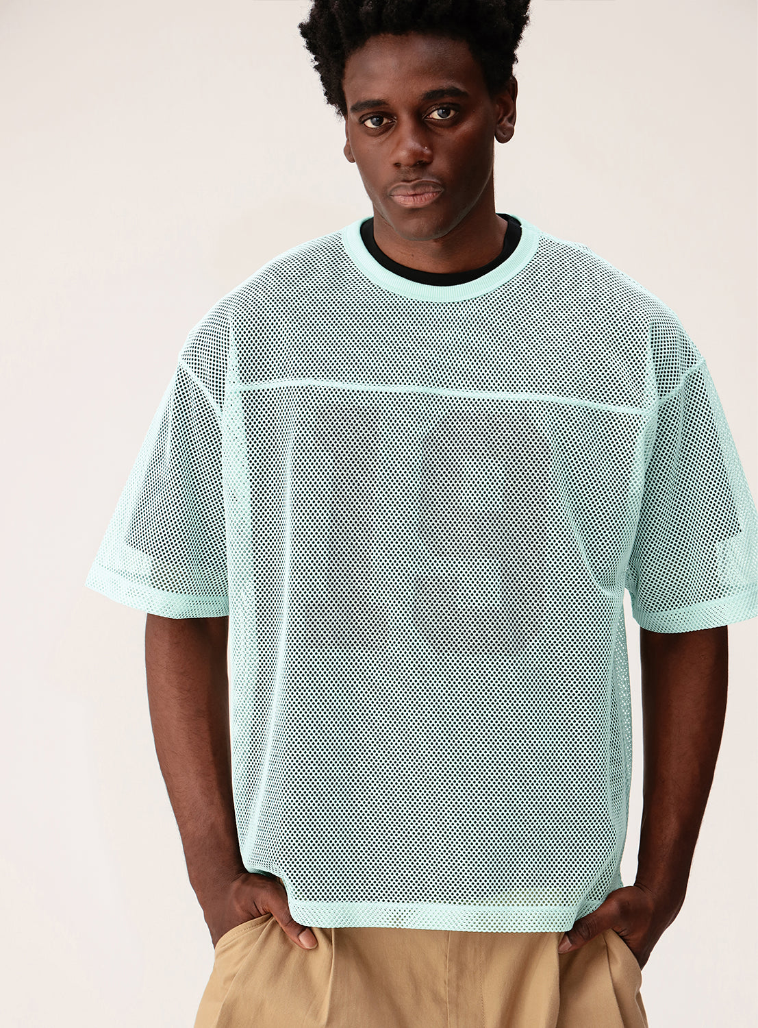 Wide Short Fit Numbered Mesh Print T-shirt