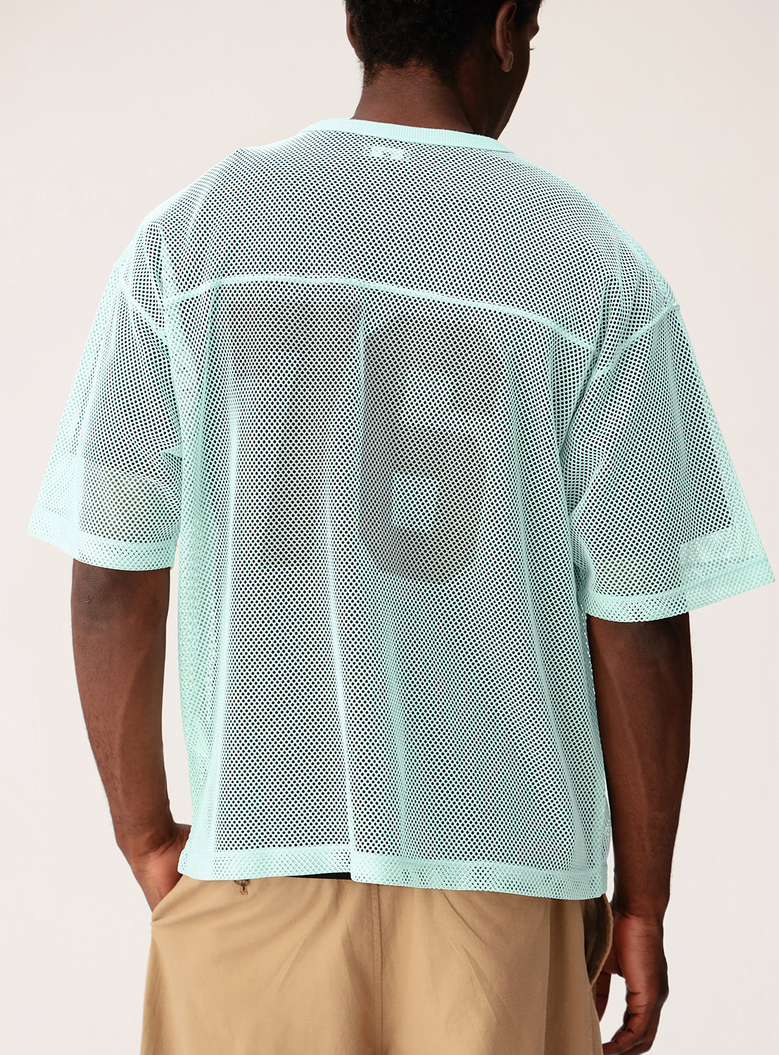 Wide Short Fit Numbered Mesh Print T-shirt