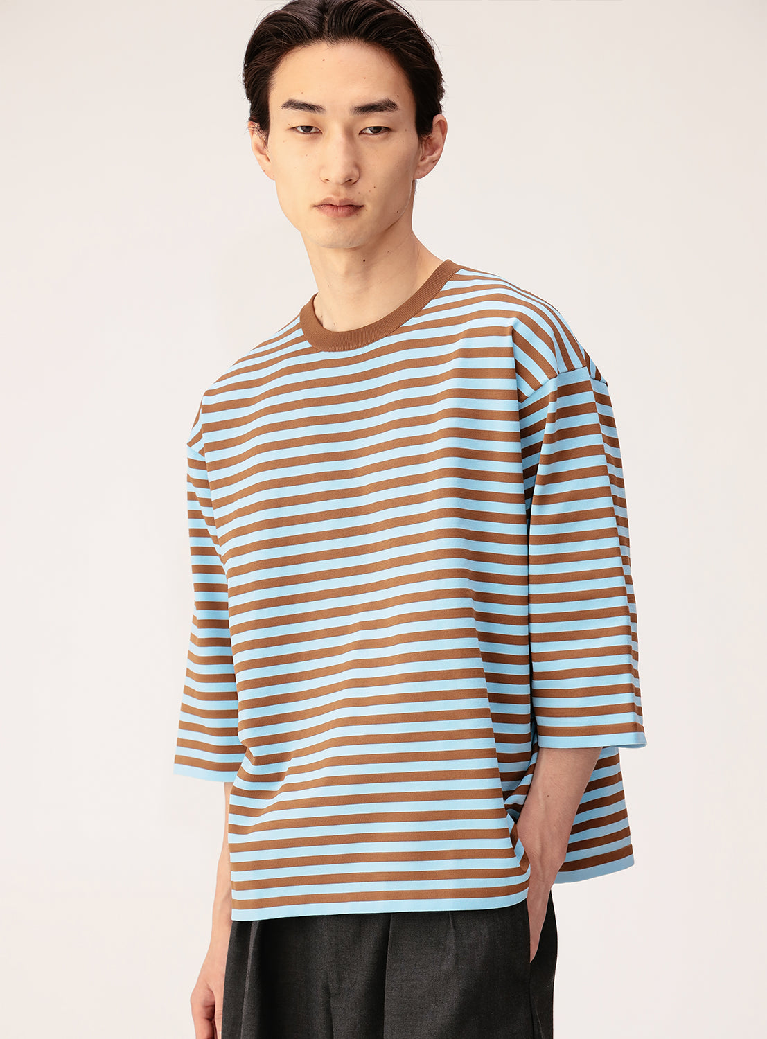 Wide Cropped Knit T-Shirt