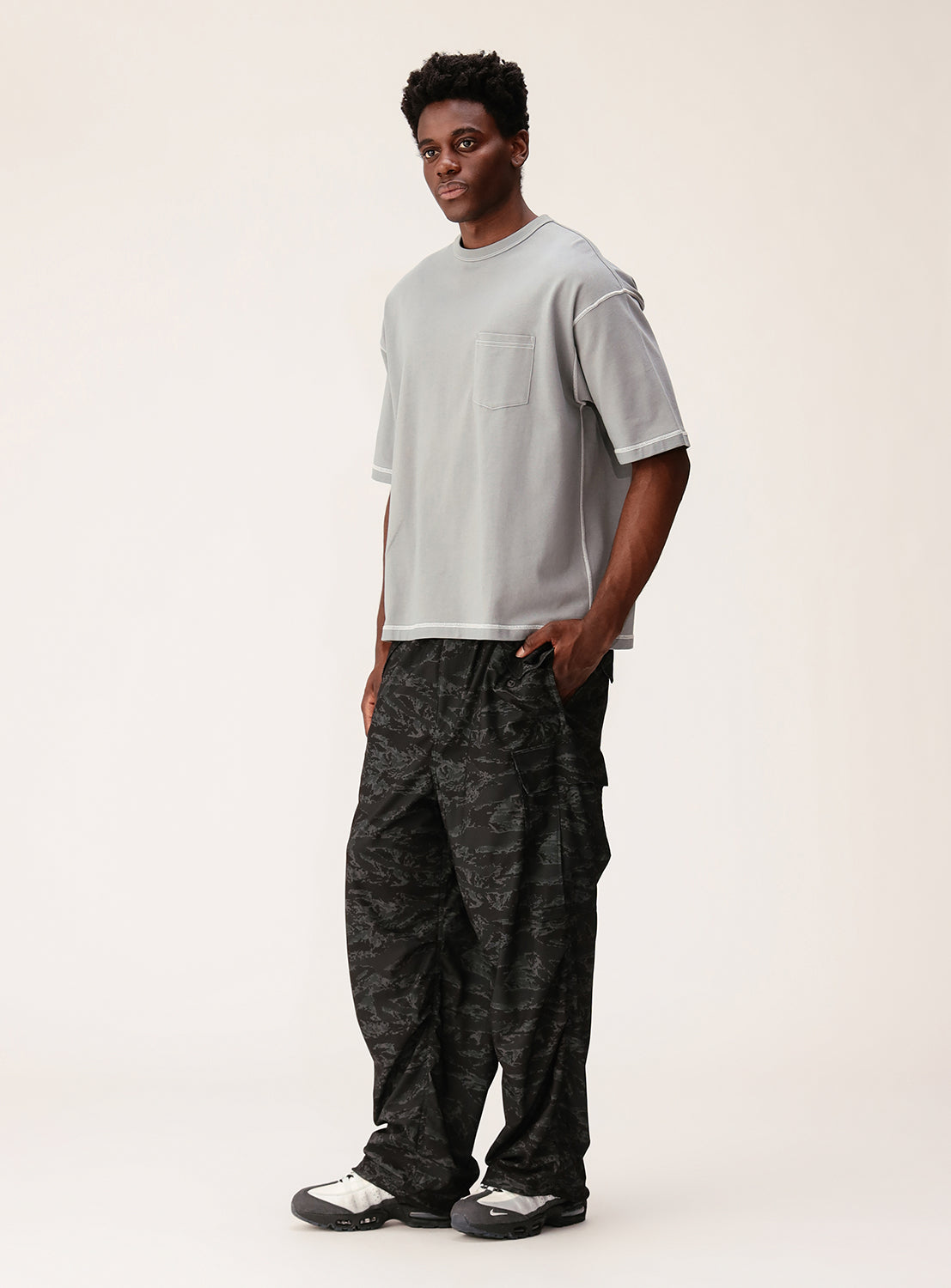 Back Stitch Loose T-Shirt