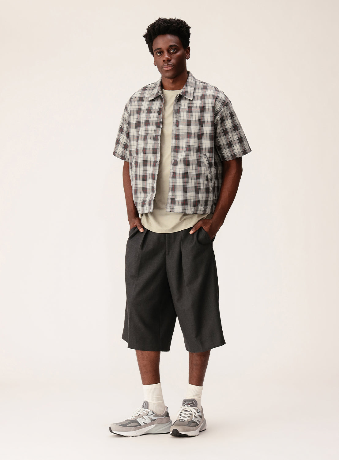 Wide Short Slacks