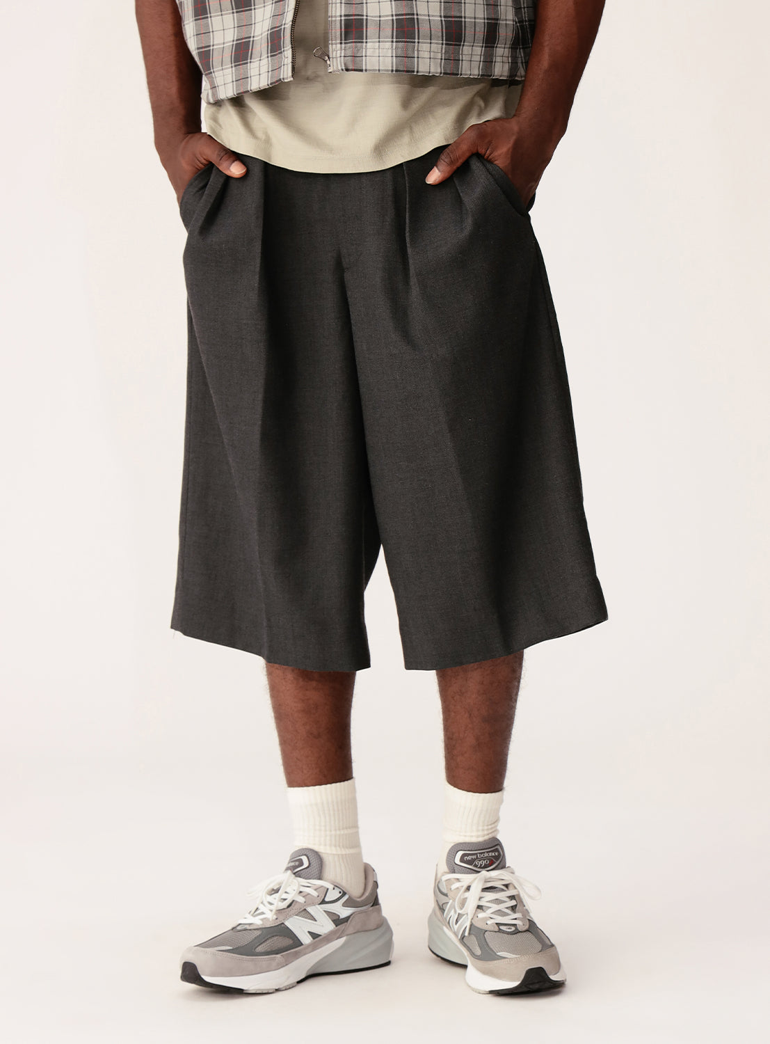 Wide Short Slacks
