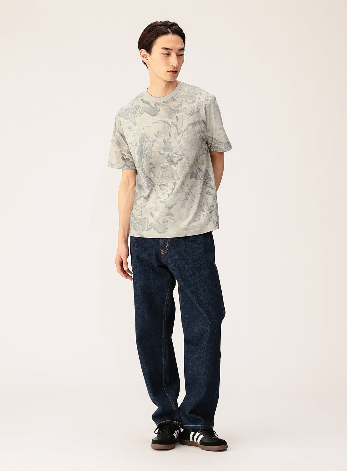 Basic Fit Camouflage Print T-Shirt