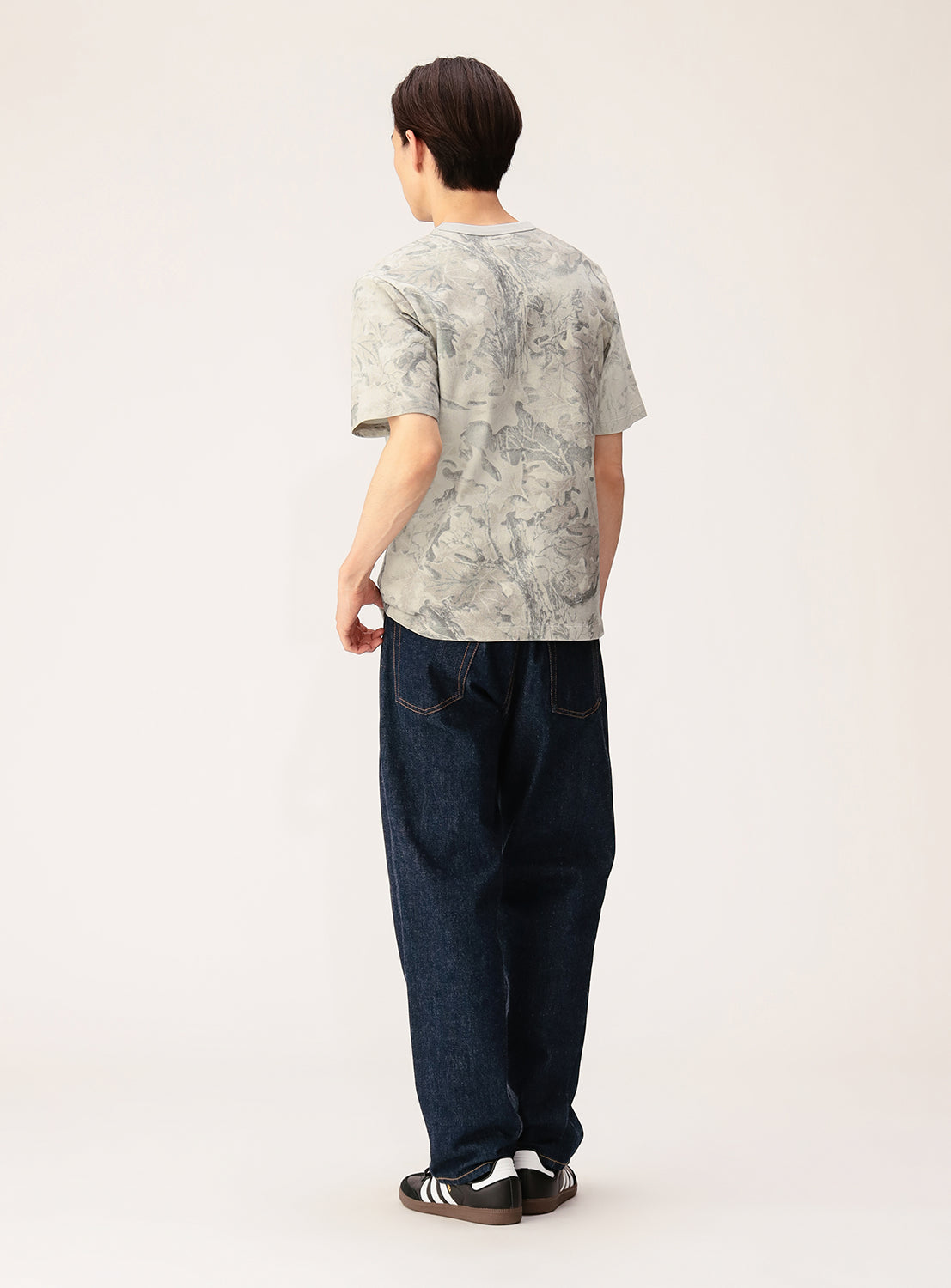 Basic Fit Camouflage Print T-Shirt