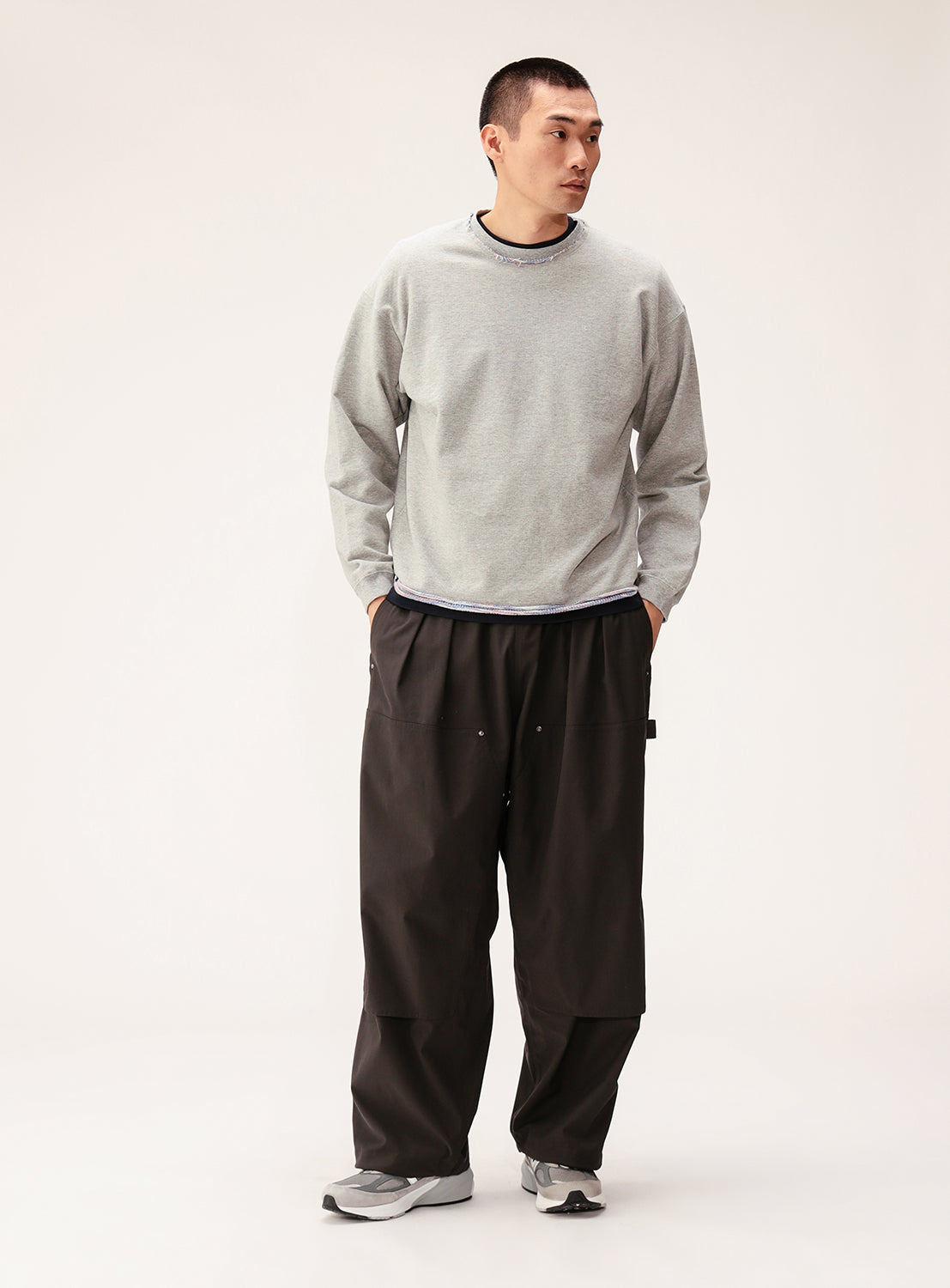 Kasuri-Dyed Cut-Off Crew Neck Sweatshirt
