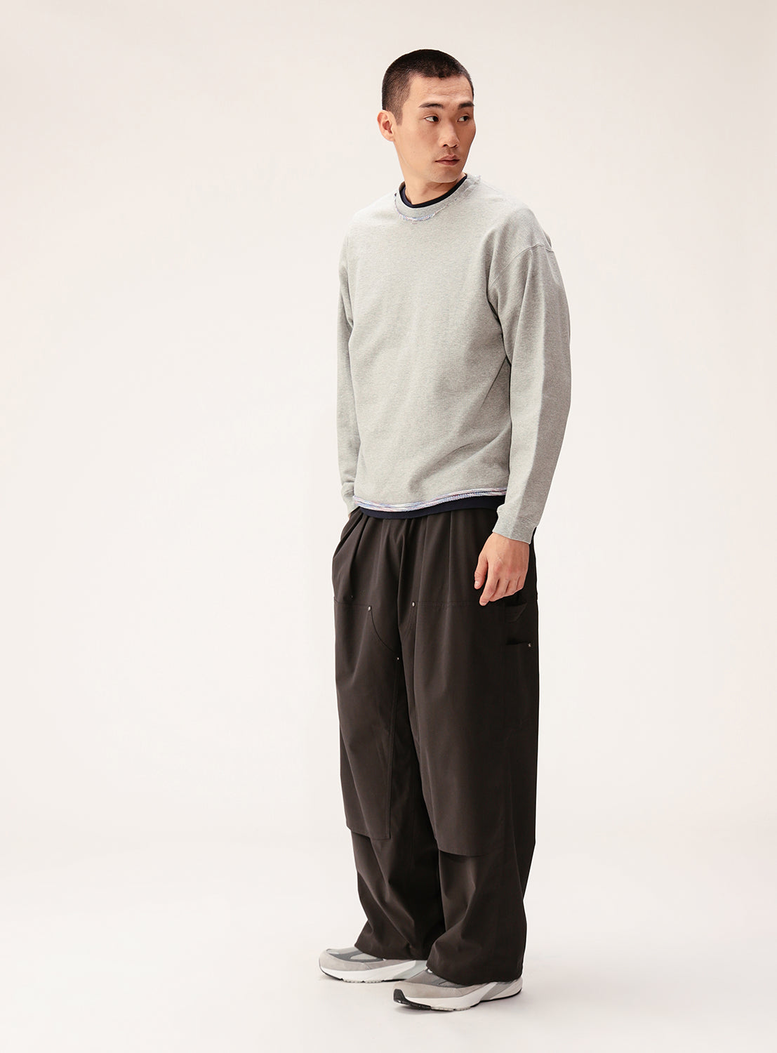 Kasuri-Dyed Cut-Off Crew Neck Sweatshirt