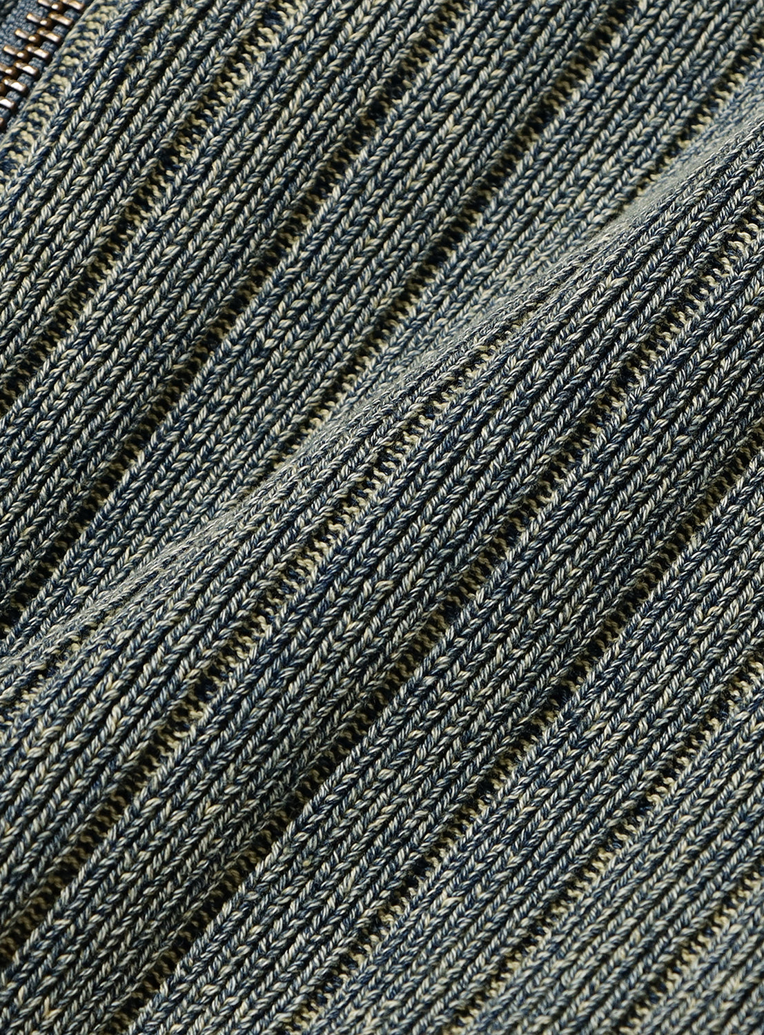 Relaxed Fit Fade Zip Knit