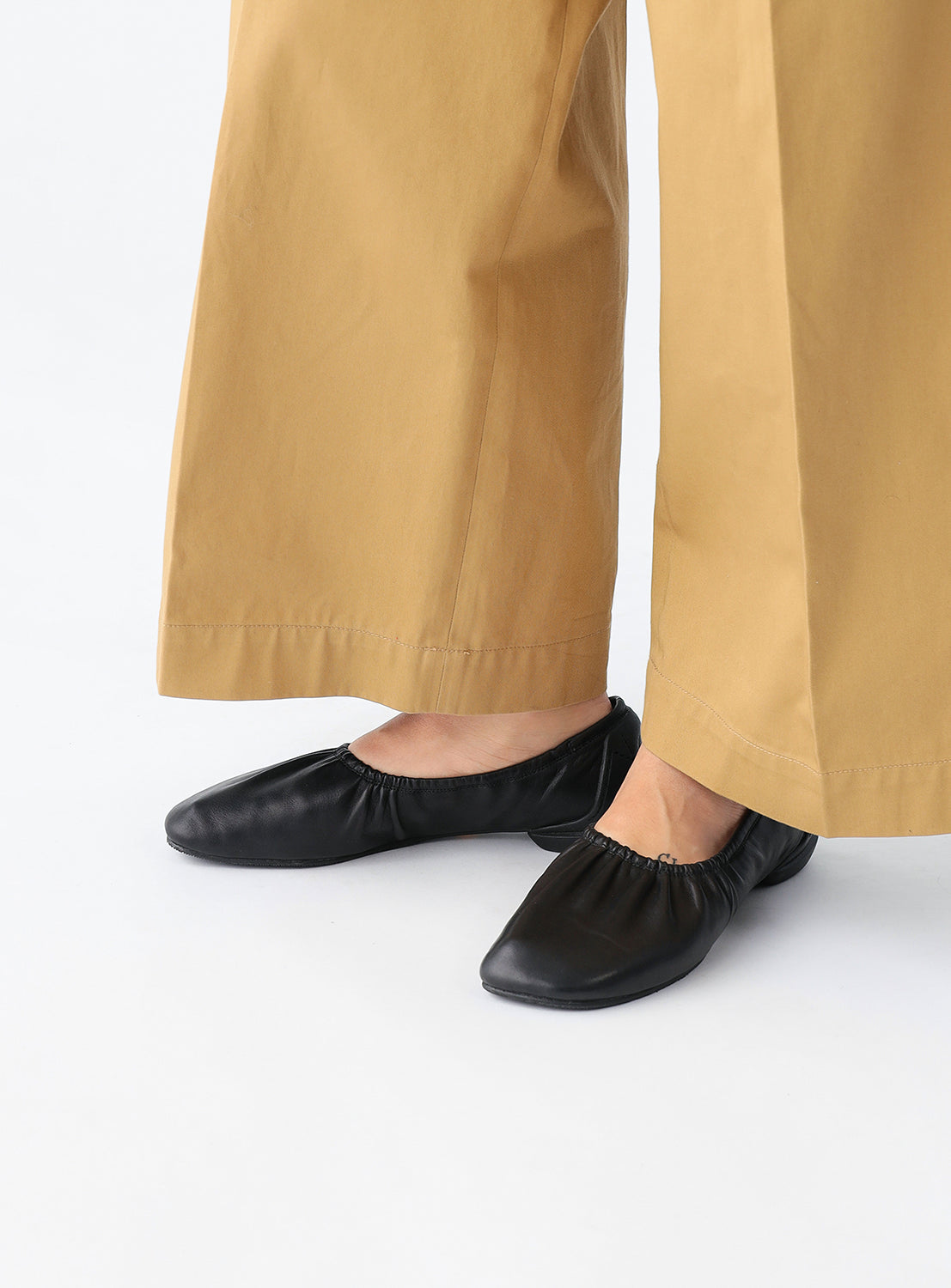 Shisei Gather Ballet Shoes