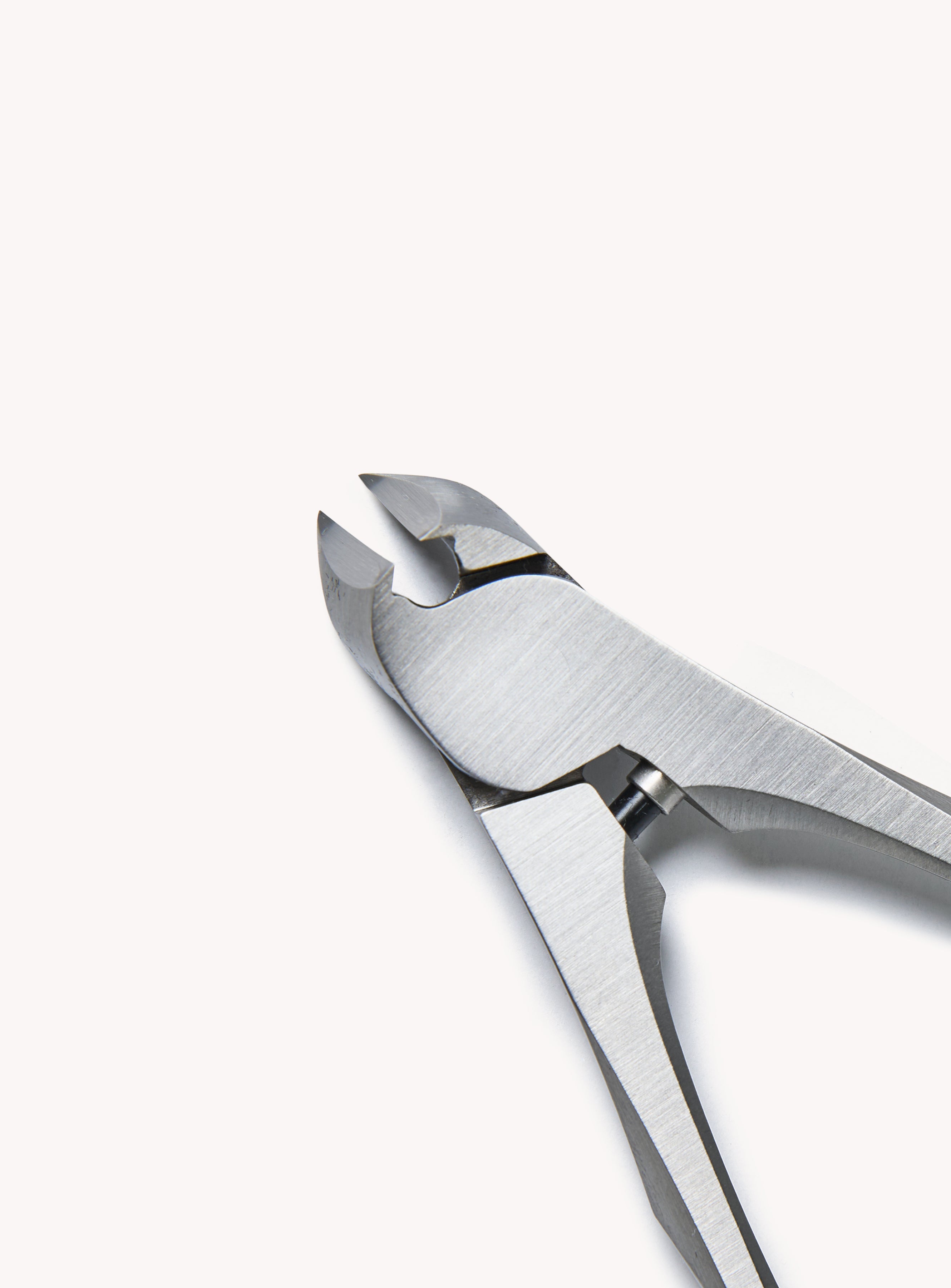 Nail Nippers in Diamond