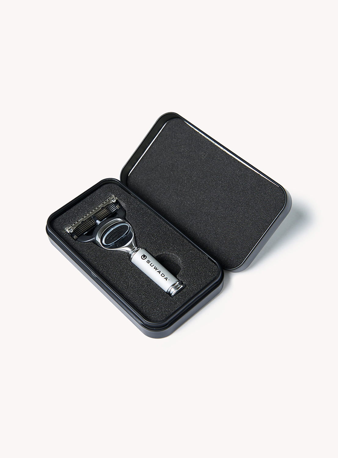 トラベルカミソリ シルバー