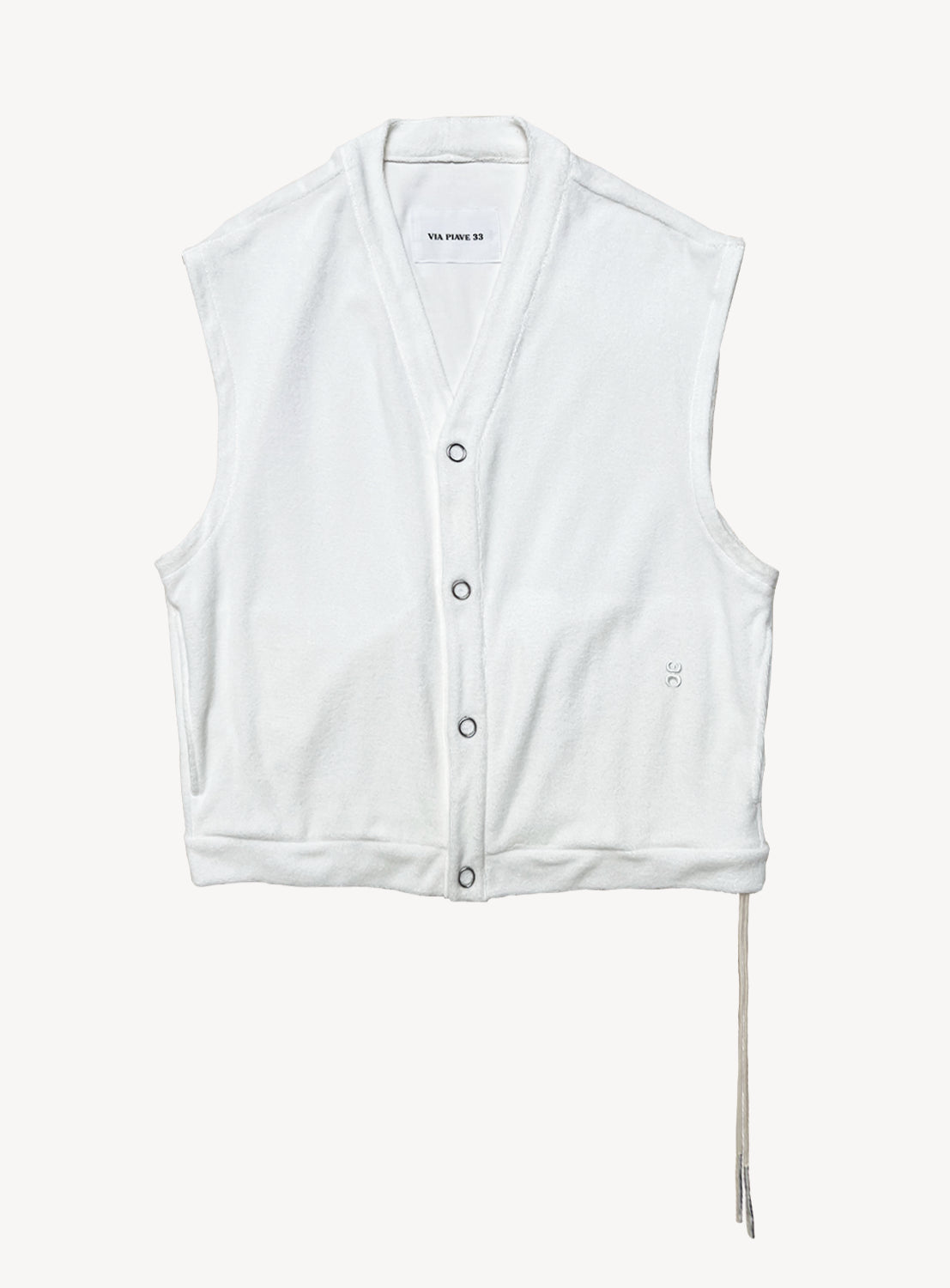 The VIAPIAVE33 Air Sponge Cardigan is a sleeveless white vest featuring snap buttons down the front, a V-neckline, and an adjustable drawstring at the bottom hem—perfect for lightweight layering and personalized styling—shown against a plain white background.