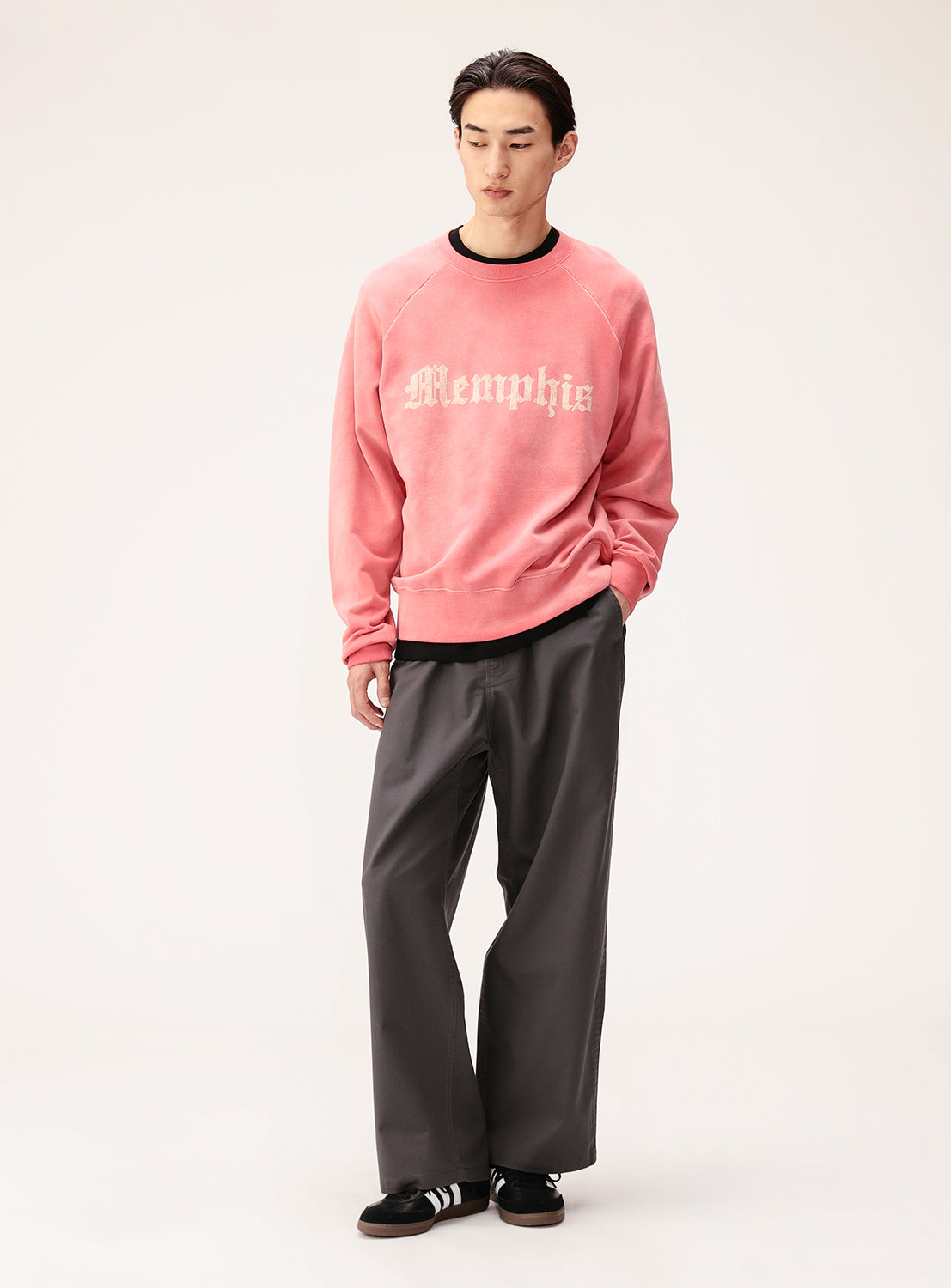 Vintage-Inspired Faded Print Relaxed Fit Sweatshirt