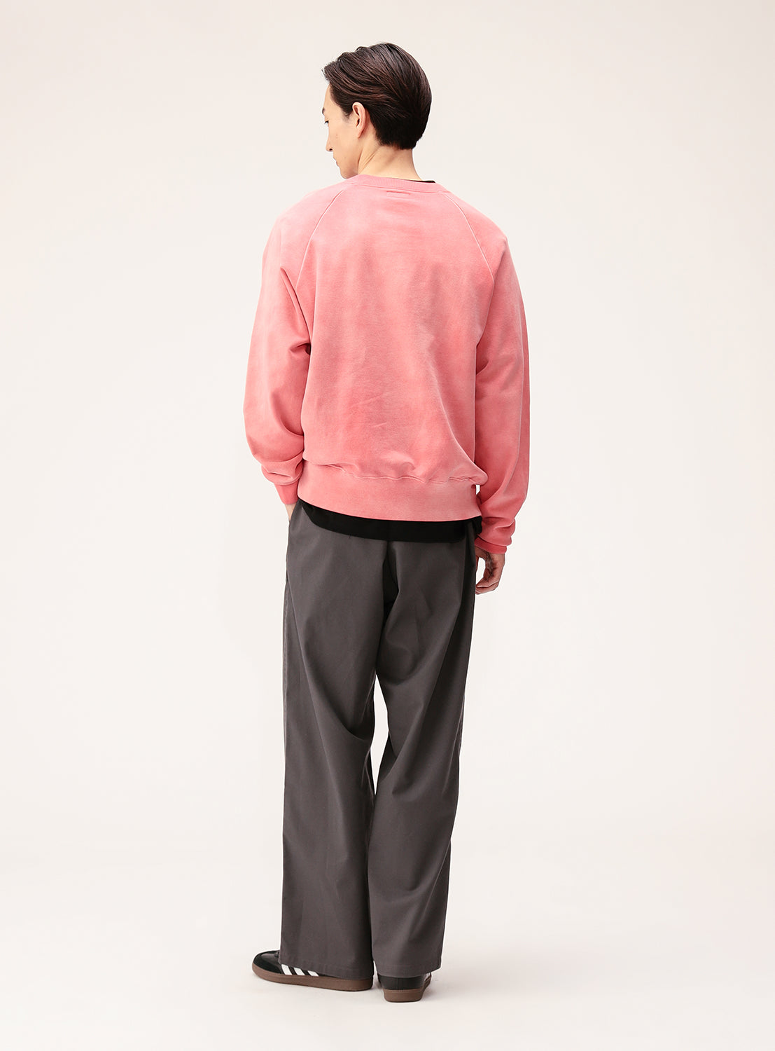 Vintage-Inspired Faded Print Relaxed Fit Sweatshirt