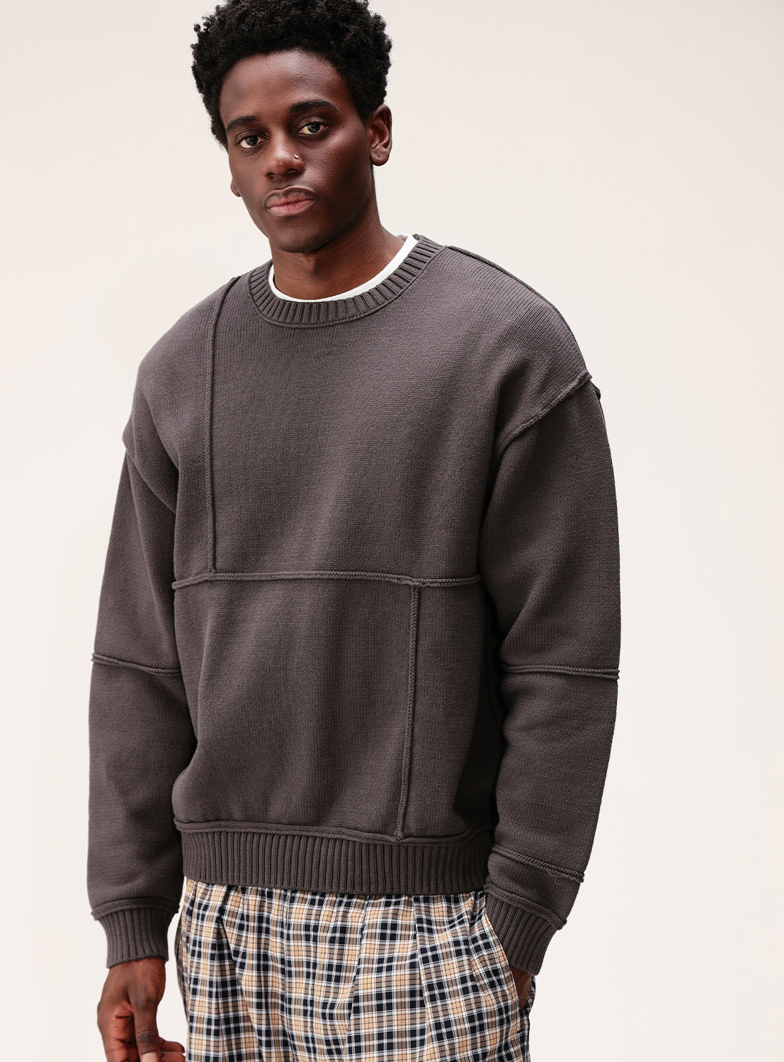 5-Gauge Wide Paneled Crew Neck Knit Sweater