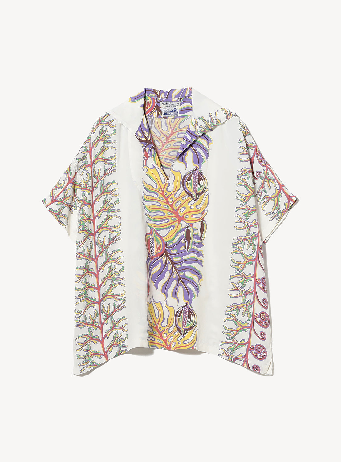 The [Exclusive] SUN SURF x BEAMS BOY Sailor Shirt by SUN SURF is a short-sleeved, loose-fitting top featuring a vibrant abstract botanical print inspired by classic Hawaiian designs in purple, yellow, green, and red.