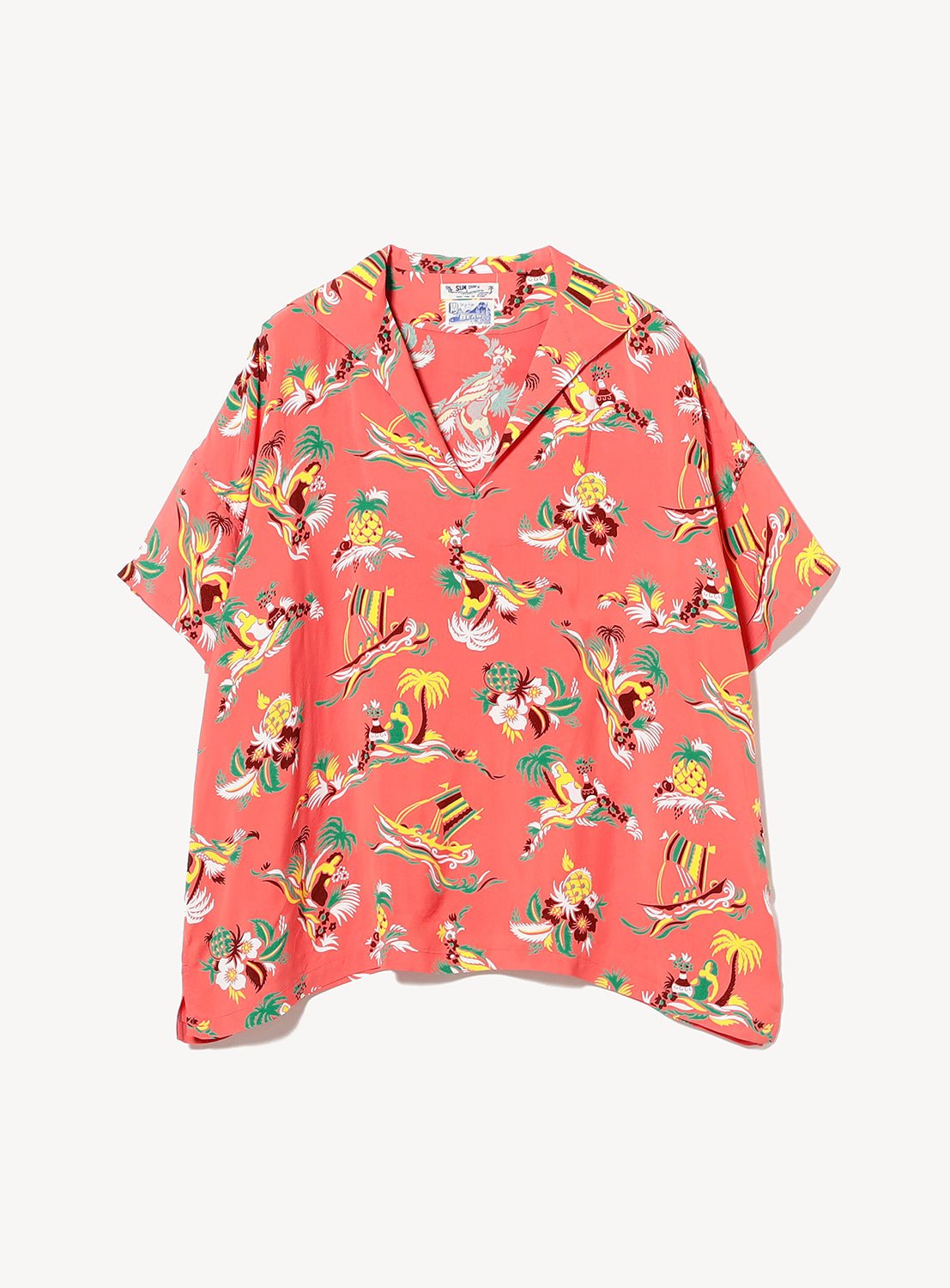 The [Exclusive] SUN SURF x BEAMS BOY Sailor Shirt by SUN SURF is a short-sleeved Hawaiian shirt in coral with a vintage-inspired tropical print of flowers, leaves, and colorful birds on a white background.
