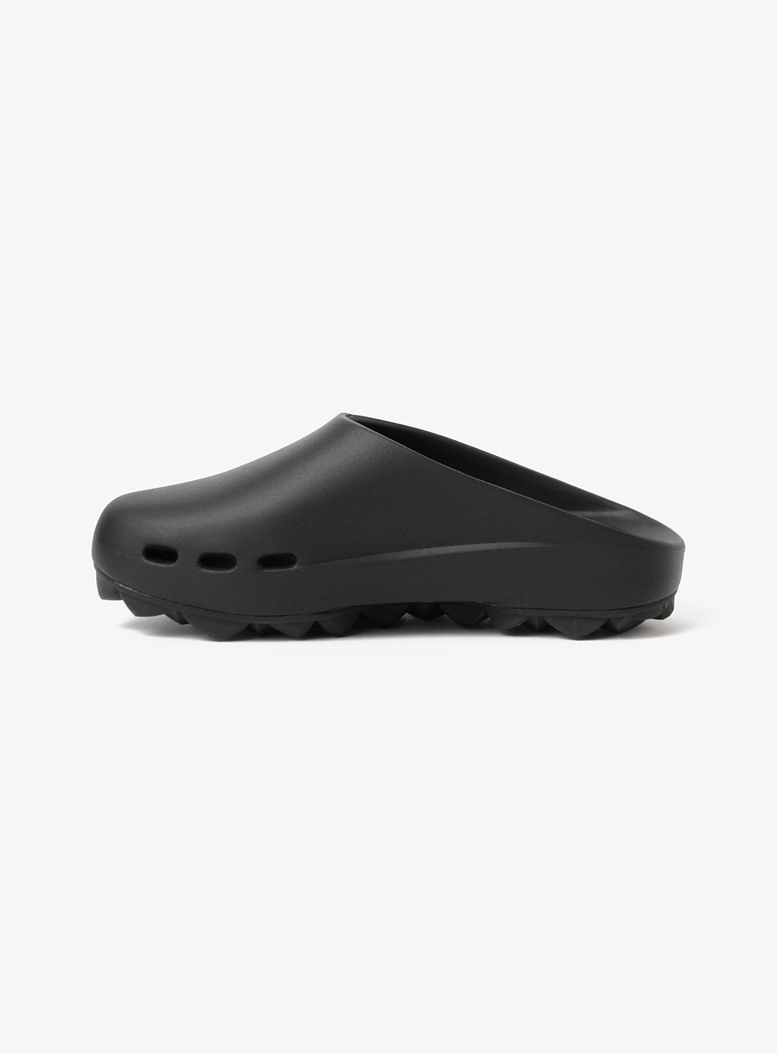 LUX-1 Closed-Toe Slide Sandals