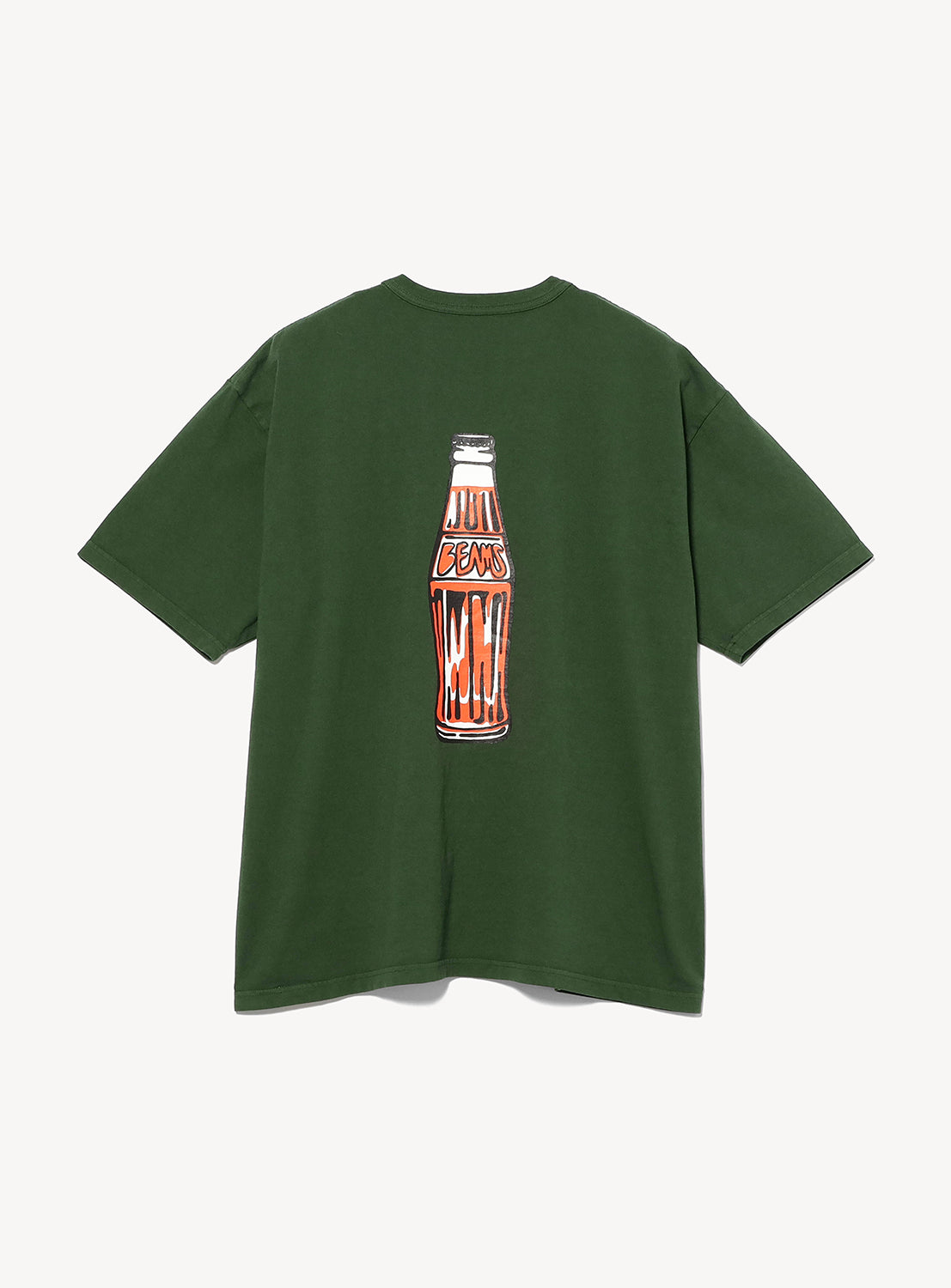 The hi-dutch T-shirt by BEAMS T features bold soda bottle artwork on its dark green back, created for the BEAMS 50th anniversary and GALLERY TARGET collaboration. Shown flat on a white background.